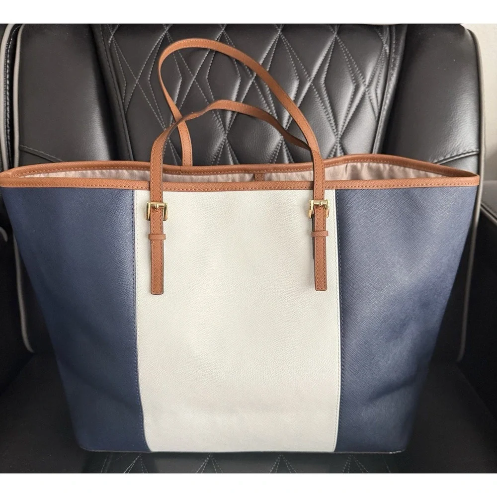 Michael Kors Jet Set Purse Handbag Tote Center Stripe Navy White Dust Bag